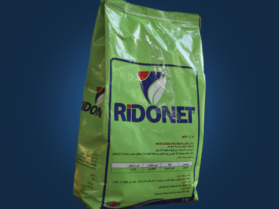 RIDONET MZW is used to control many fungal diseases in a wide range of field crops, fruit, nuts, vegetables, ornamentals, etc. More frequent uses include control of early and late blights (Phytophthora infestans and Alternaria solani) of potatoes and tomatoes; downy mildew (Plasmopara viticola) and black rot (Guignardia bidwellii) of vines; downy mildew (Pseudoperonospora cubensis) of cucurbits; scab (Venturia inaequalis) of apple; sigatoka (Mycosphaerella spp.) of bananaand melanose (Diaporthe citri) of citrus. Typical application rates are 1500-2000 g/ha. Used for foliar application or as a seed treatment.